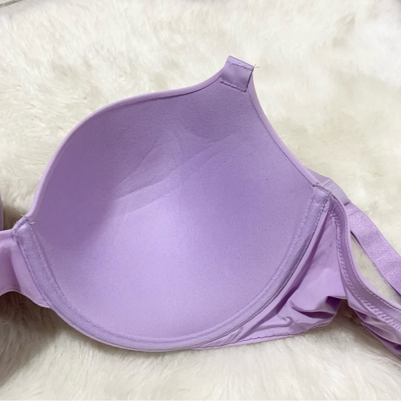 Victoria’s Secret T-shirt Push up full coverage with silver rhinestone straps - Picture 5 of 7